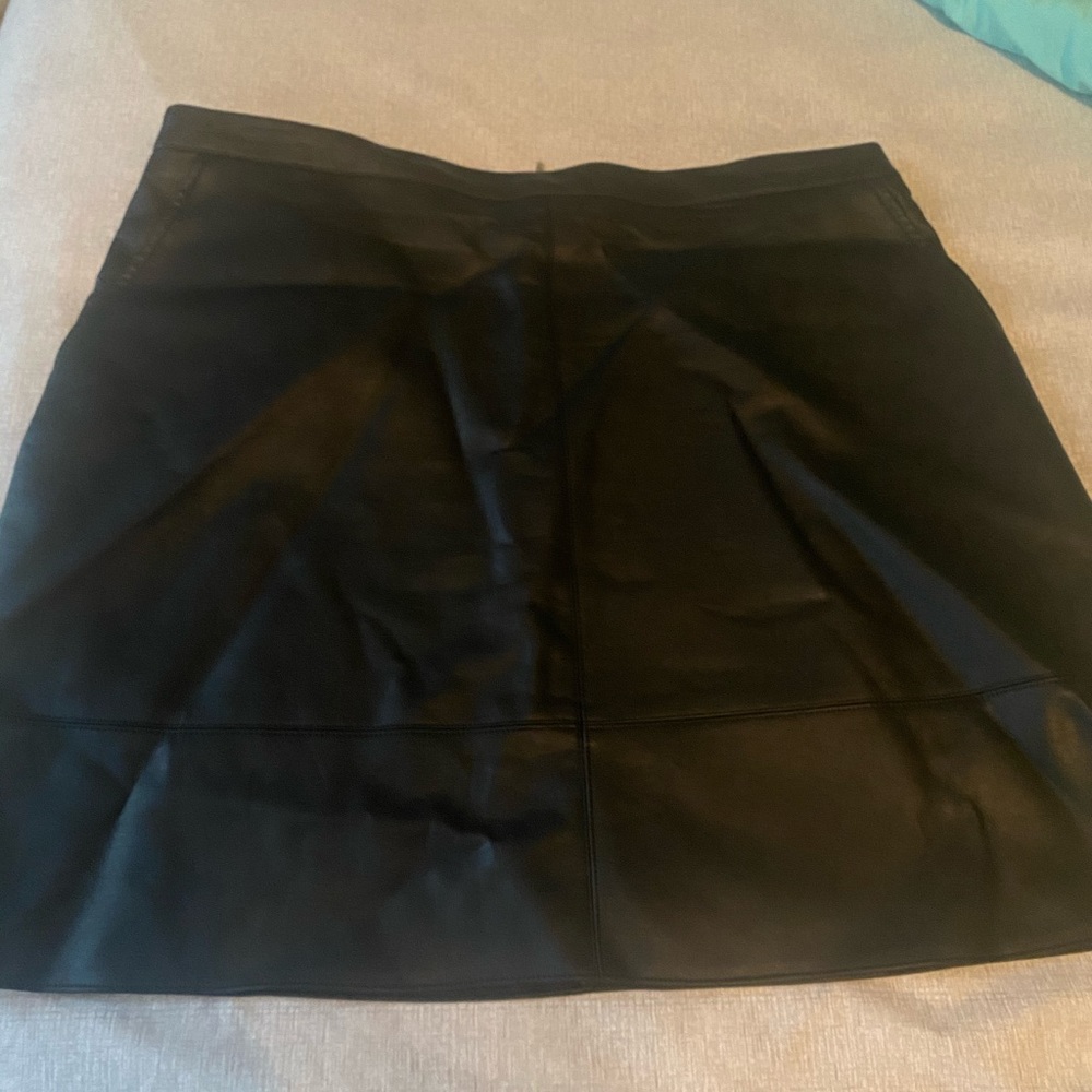 Women’s Faux Leather Skirt